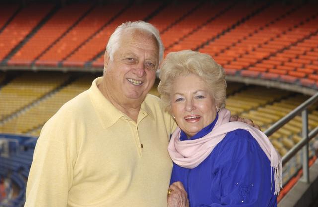 Fullerton To Honor Tommy And Jo Lasorda Wednesday - CBS Los Angeles