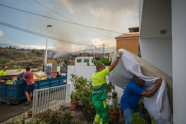 Volcano destroys homes, roads, businesses on Spanish island 
