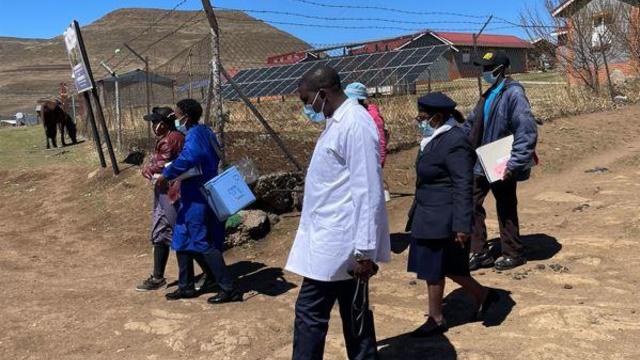 flying-doctors-lesotho.jpg 