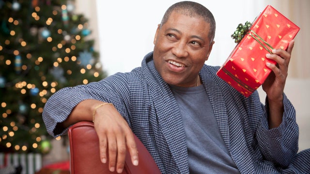 dad opening Christmas present 