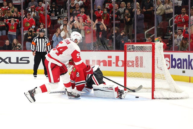 Detroit Red Wings v Chicago Blackhawks 