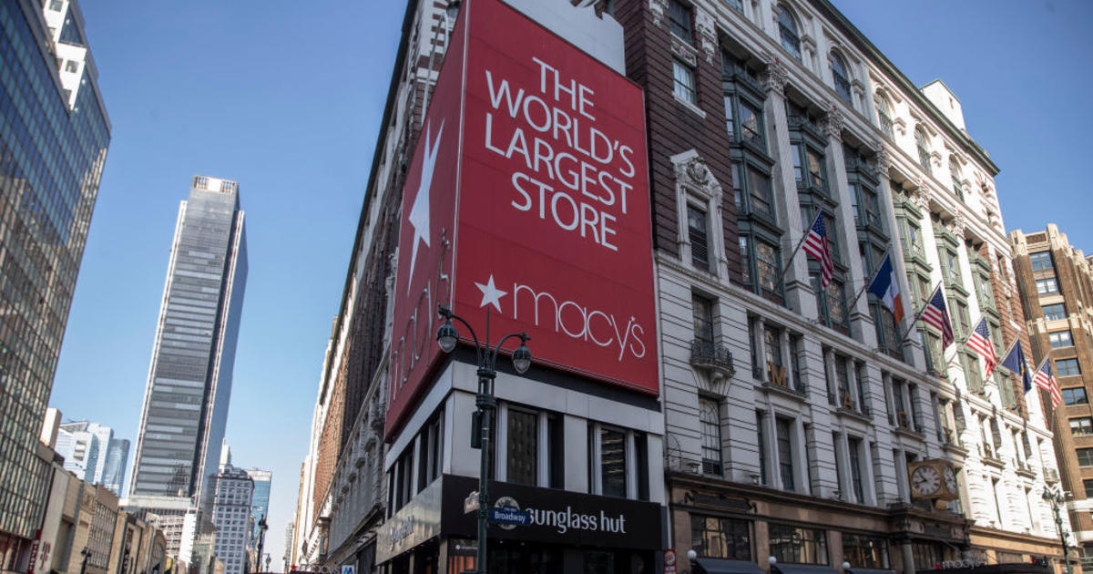 Macy's Landlord Says It Didn't Talk With  About Billboard on NYC  Store - Bloomberg