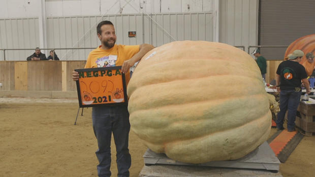 topsfield fair pumpkin weigh in 