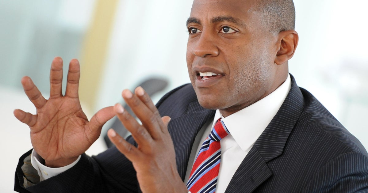 Ozy Media founder Carlos Watson arrested on fraud charges CBS News