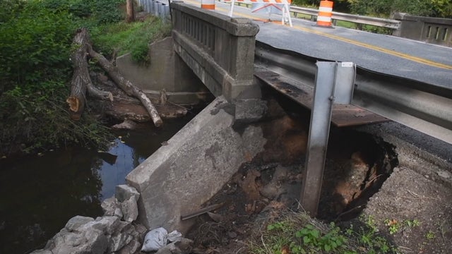Rt-724-bridge-collapse-KELLY_frame_3517.jpg 