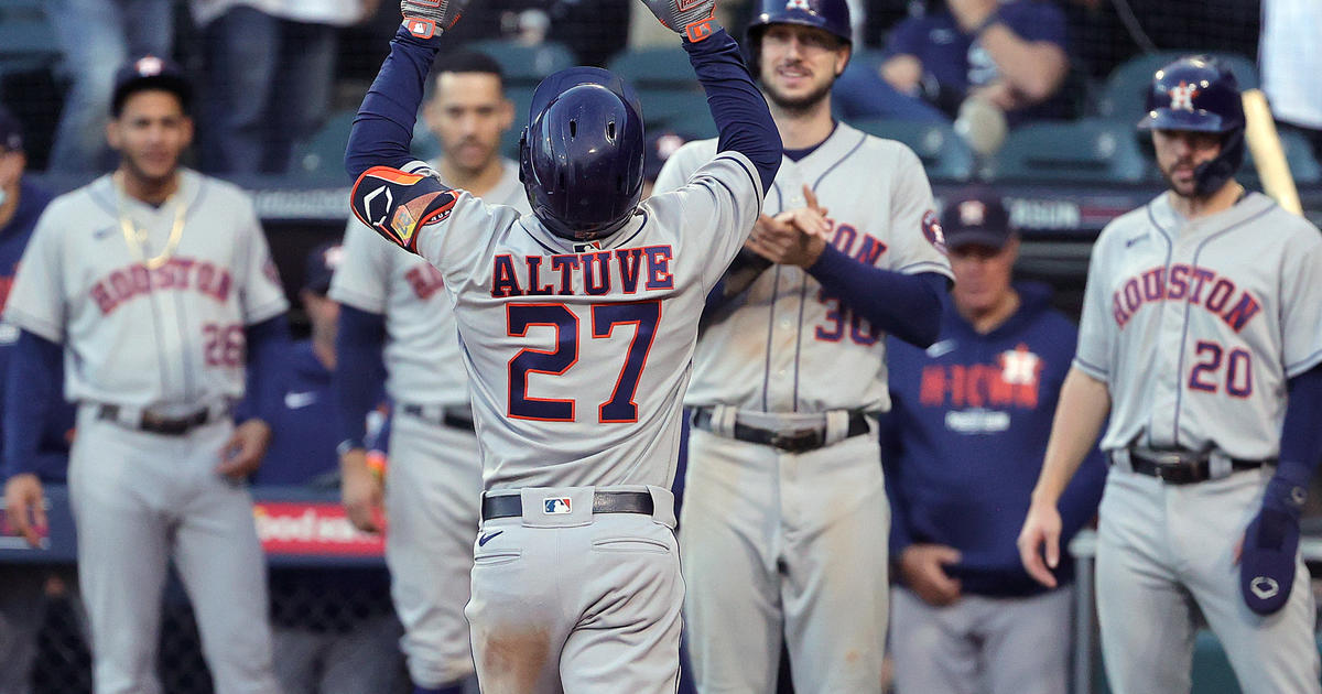 Houston Astros bats pummel Texas Rangers in ALCS Game 3