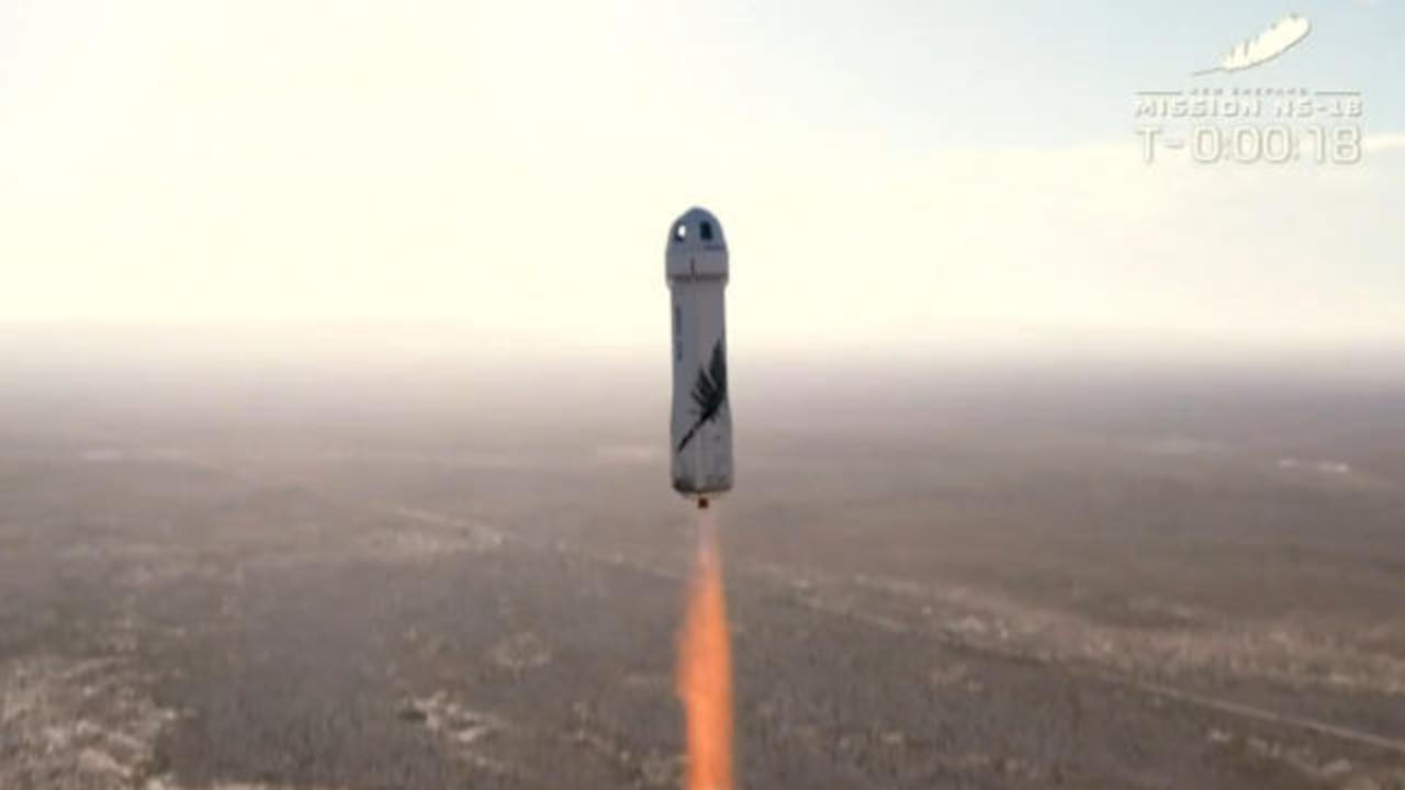 William Shatner sets record in space with Blue Origin spaceflight pic