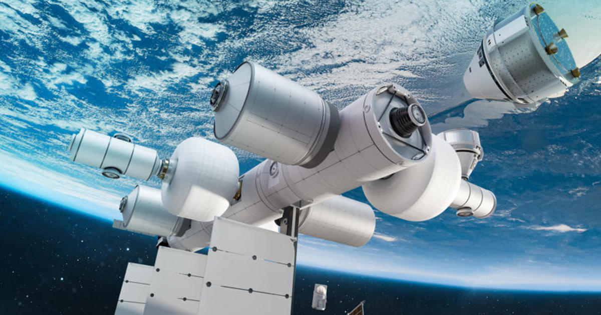 boeing unveils new spacecraft