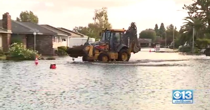 Storm Leads To Thousands More Calls For Service In Sacramento - CBS ...
