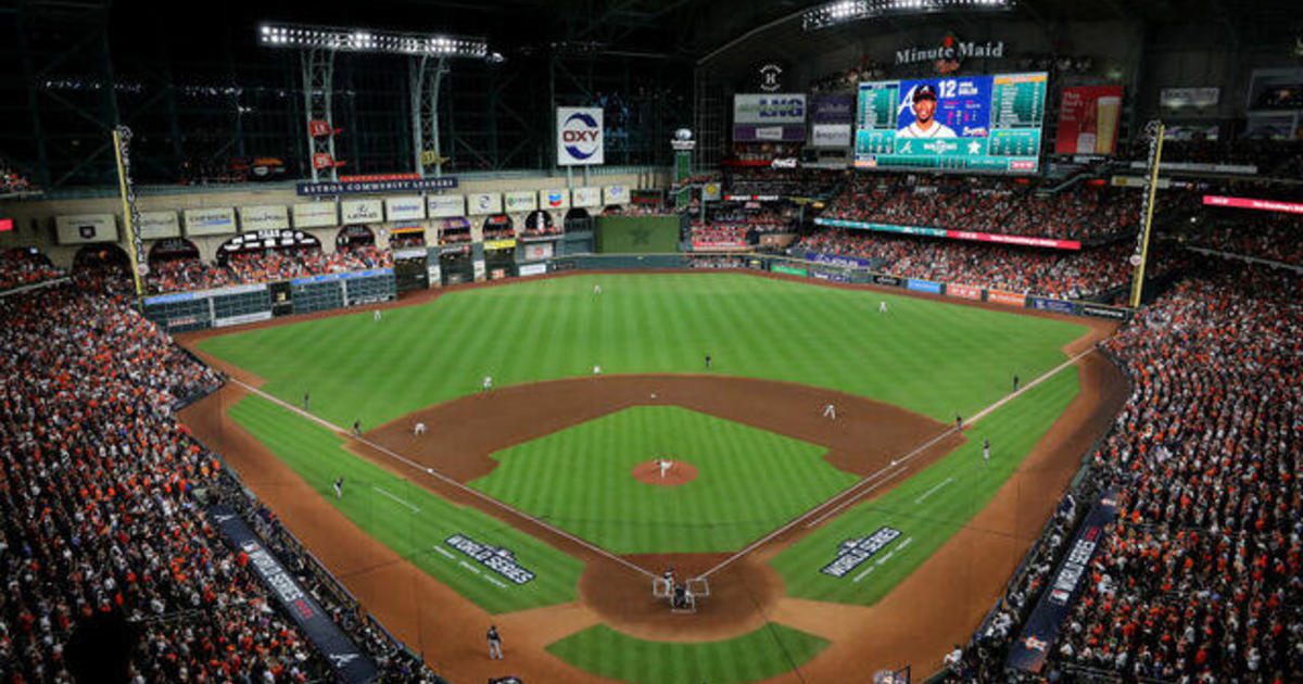 Diving deep into baseball's storied history - CBS News