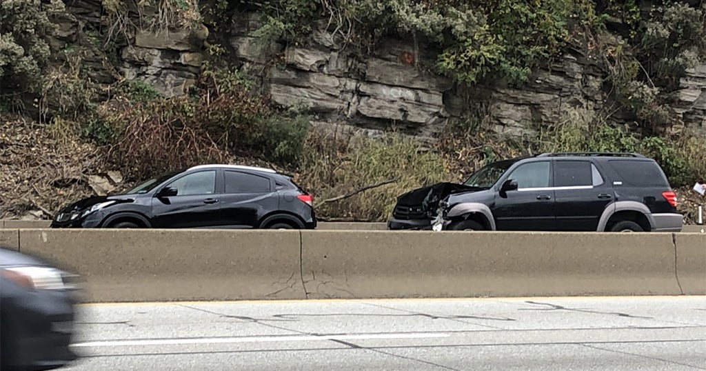 MultiVehicle Crash Temporarily Closes Inbound Lanes Of Parkway East