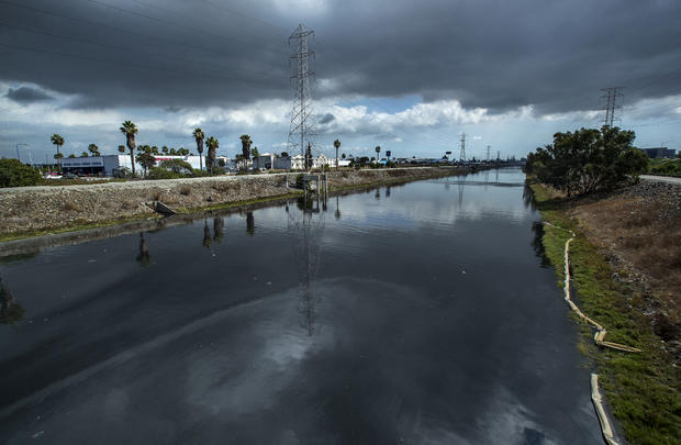 Foul odor from Dominguez Channel plaagues city of Carson 