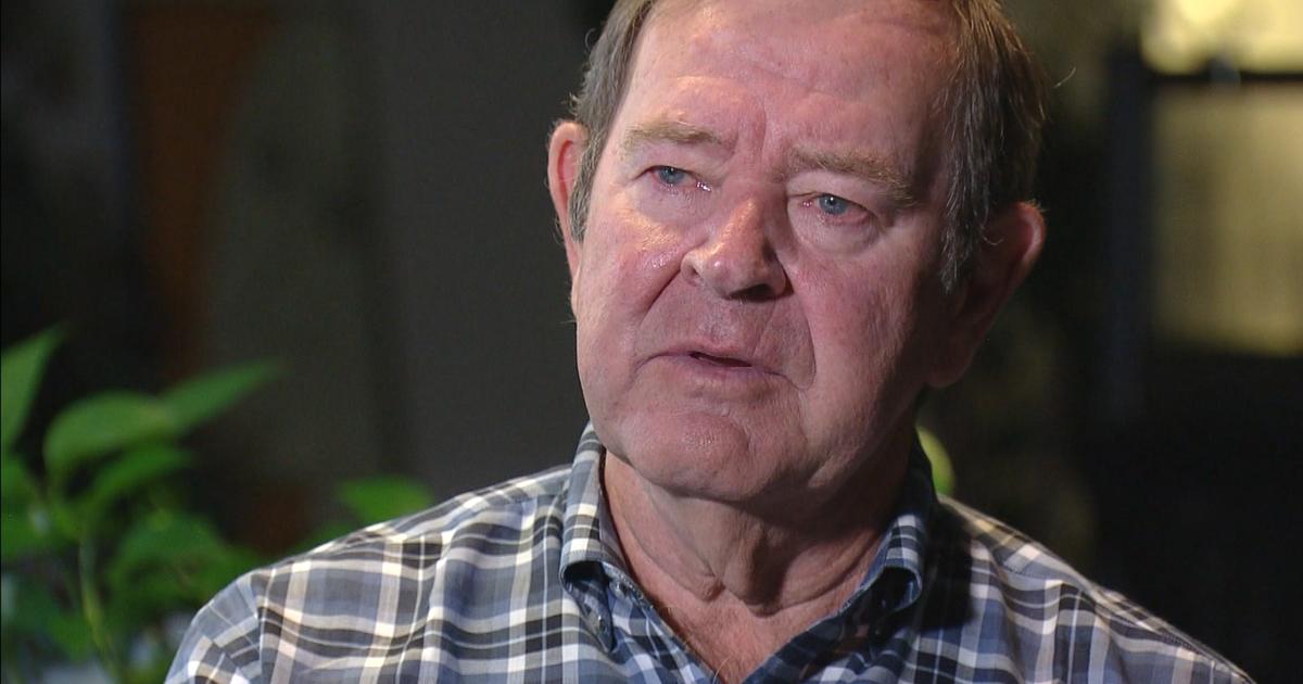 Pat Bowlen's brother looks to remove Denver Broncos trustees 