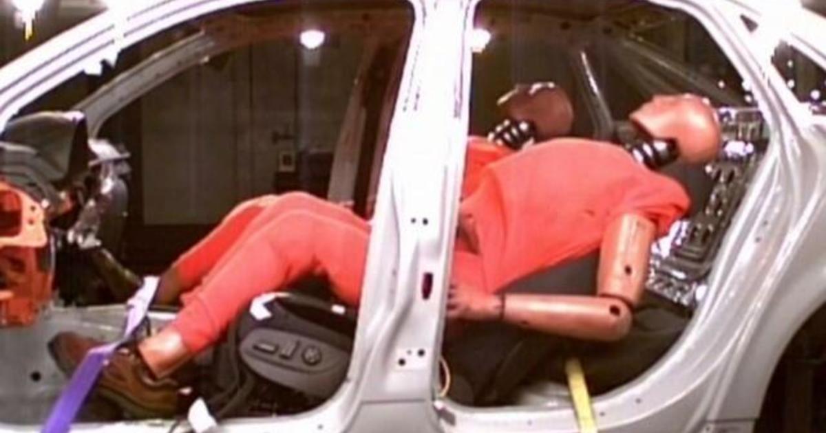 Alleged car seatback failures blamed for more than 100 accidents in 30  years, primarily involving kids - CBS News