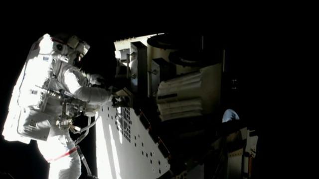 cbsn-fusion-iss-astronauts-scramble-to-safety-after-russian-weapons-test-thumbnail-837861-640x360.jpg 