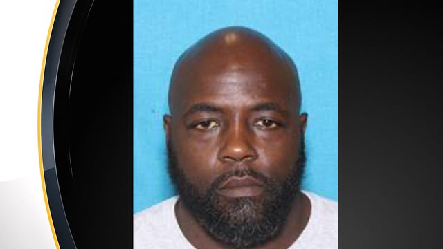 darnell-pearson-mugshot