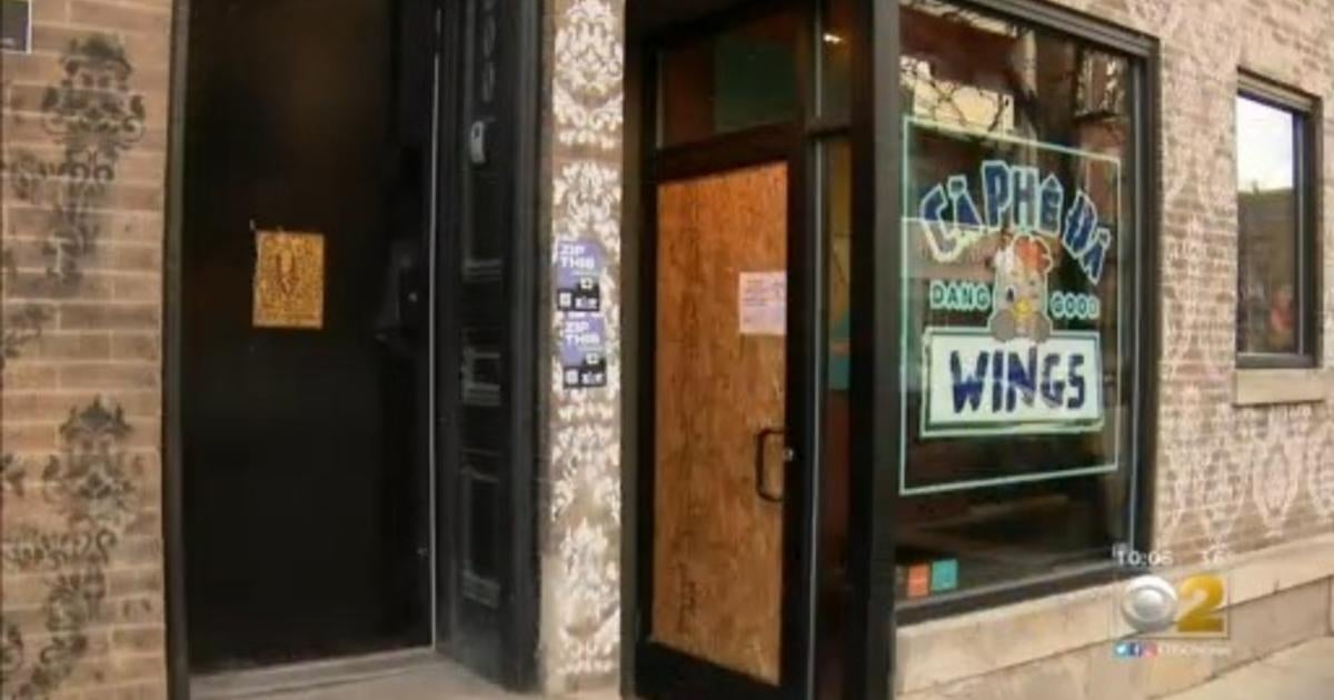 Chicago Police Alert Businesses Of Recent Burglaries In Pilsen Cbs