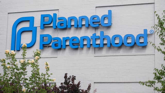 Trump Administration Blocks Funds For Planned Parenthood 