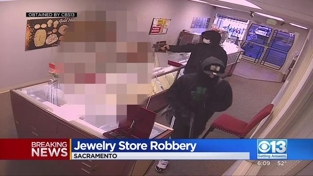 jewelry-store-robbery.jpeg 