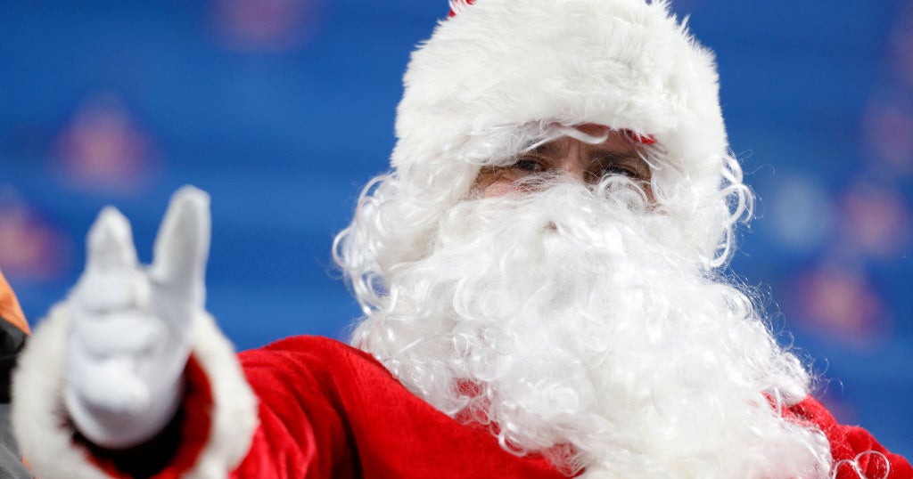 Ho Ho No Pandemic Uncertainty Creates Professional Santa Shortage
