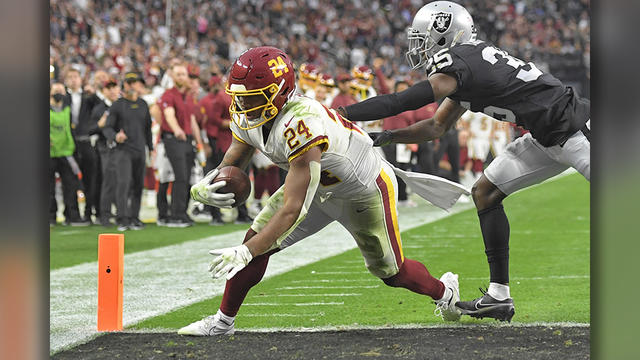 Washington rallies for 4th straight win, 17-15 over Raiders