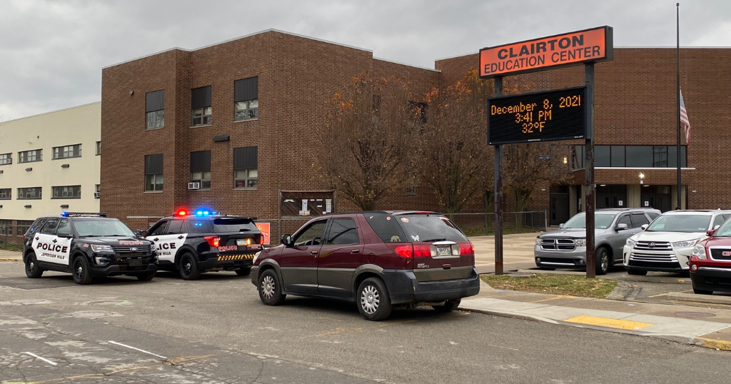 2 Guns Found Behind Clairton City School District Buildings CBS