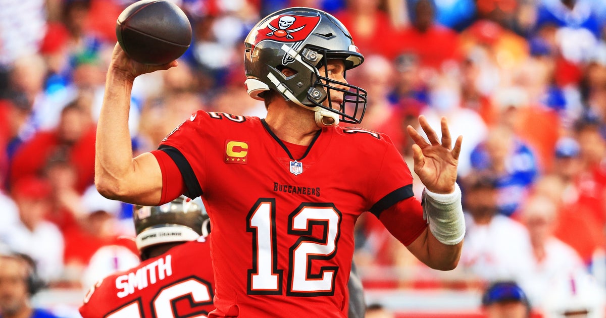 Tom Brady Sets NFL Record For Most Career Pass Completions CBS Boston