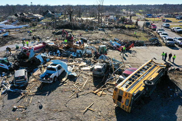 Kentucky: Aftermath of tornado in Mayfield 