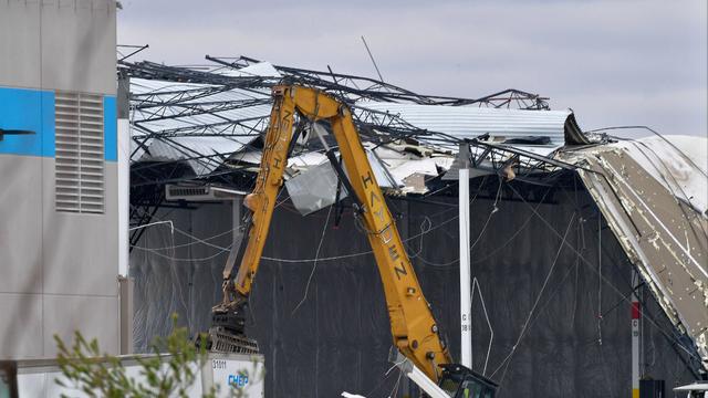 Amazon warehouse hit by tornado 