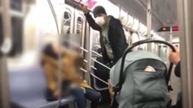 woman-slapped-on-subway.png 