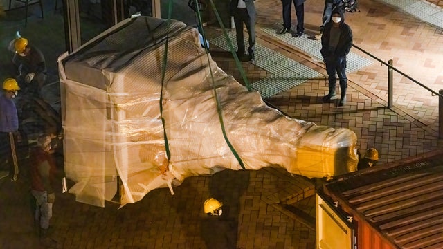 The lower-half of the statue was hanged by the crane and 