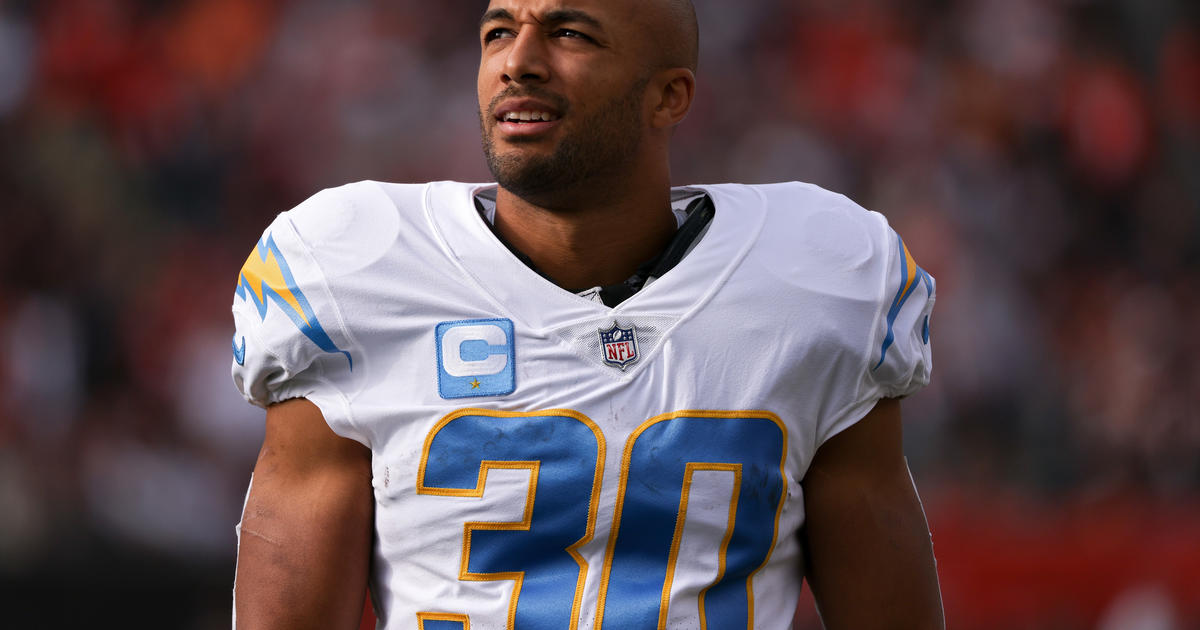 Chargers RB Austin Ekeler (COVID-19) Out Vs Texans - CBS Los Angeles