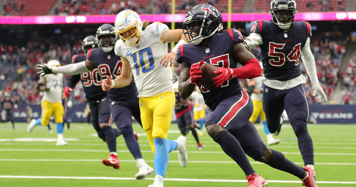 Chargers Fall to Texans, 41-29