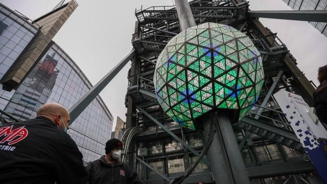 cbsn-fusion-countdown-to-2022-gift-of-wisdom-revealed-as-nye-ball-theme-thumbnail-865195-640x360.jpg 