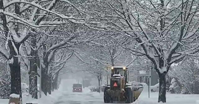 Chaos in Northeast after first major snowstorm - CBS News