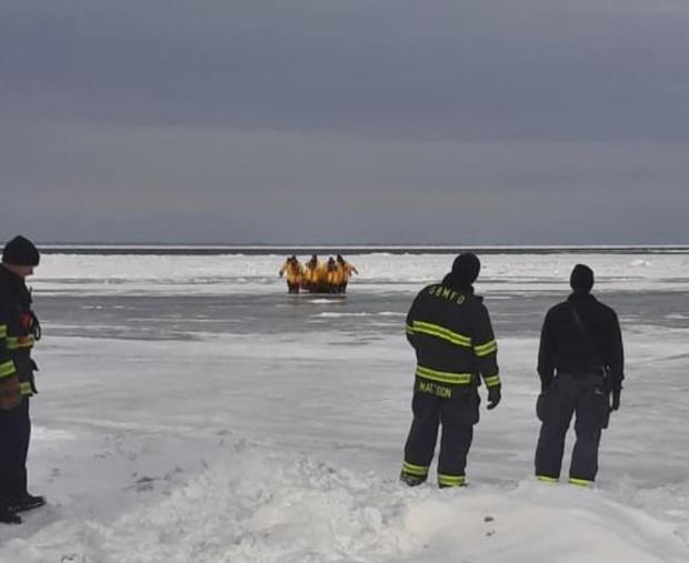 green-bay-ice-chunk-rescue-010822.jpg 