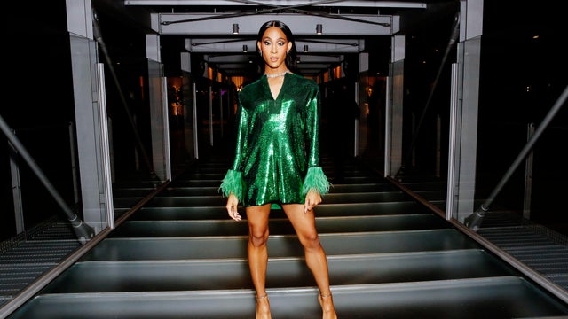 ELLE's 27th Annual Women In Hollywood Celebration Presented By Ralph Lauren And Lexus - Inside 