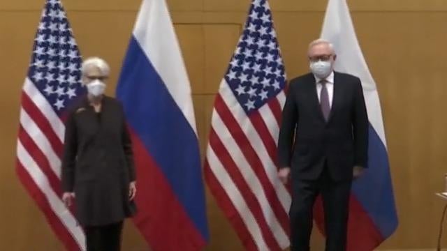 cbsn-fusion-us-russia-talks-open-in-bid-to-avoid-ukraine-invasion-thumbnail-870944-640x360.jpg 