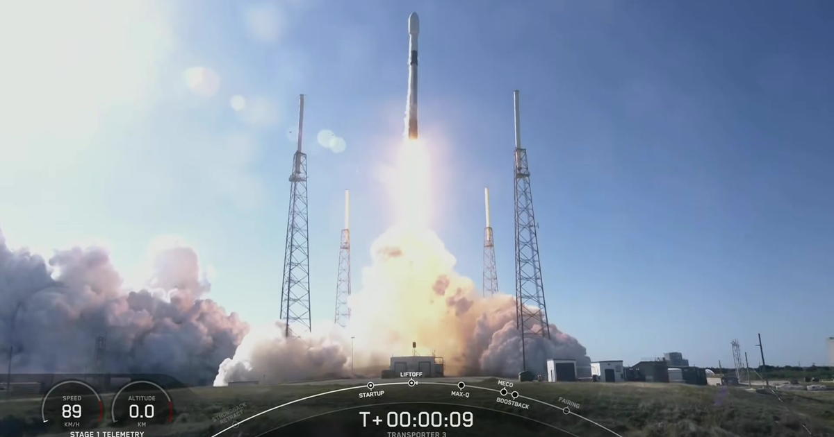 Picture Perfect Launch Of SpaceX Rocket From Cape Canaveral - CBS Miami