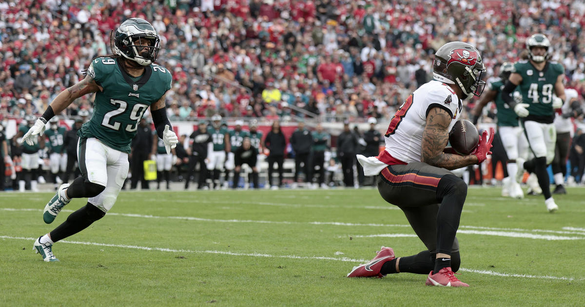 Eagles Eliminated From NFL Playoffs After 31-15 Loss To Tampa Bay