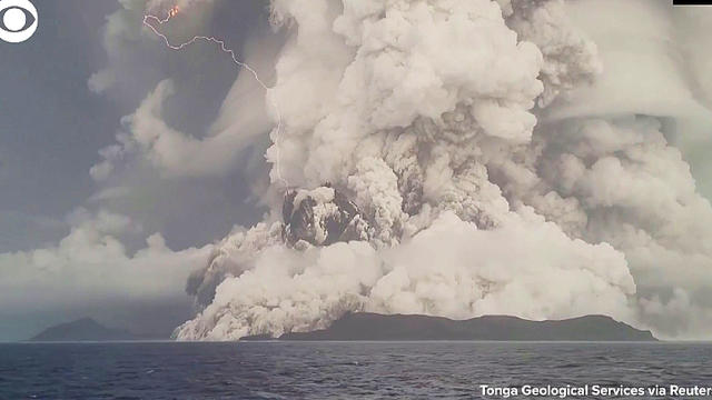 tonga-eruption.jpg 
