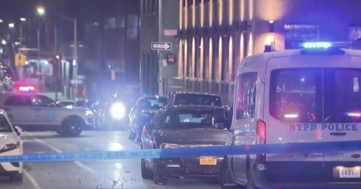 Man Critically Wounded After Being Shot In His Car In Williamsburg ...