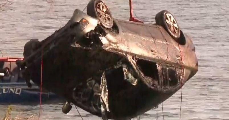 Cold case divers find missing woman's car in Texas river — along with ...