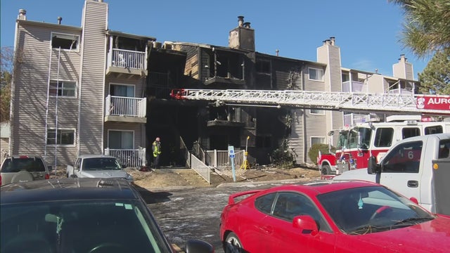 apartment-fire-aurora.jpg 