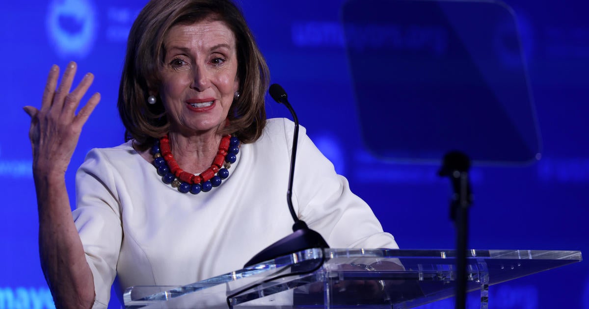 Pelosi sets first-ever minimum salary for House staffers at $45K - CBS News