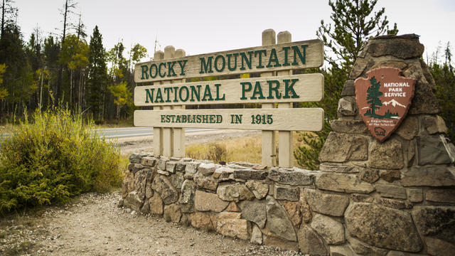 Colorado woman dies after 500-foot fall at Rocky Mountain National Park