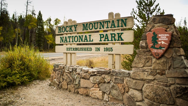 Colorado woman dies after 500-foot fall at Rocky Mountain National Park