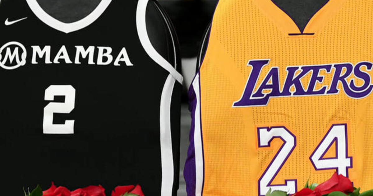 Which Number Lakers Jersey Should Kobe Bryant Wear in His Statue