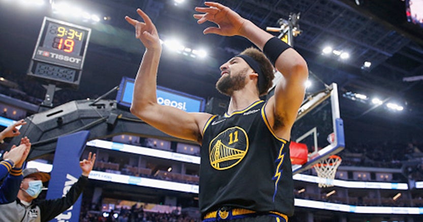 Klay Dazzles From Deep, Warriors Beat Kings - CBS San Francisco