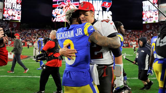 Tom Brady spotted talking to Odell Beckham Jr on the sideline and fans all  think the same thing